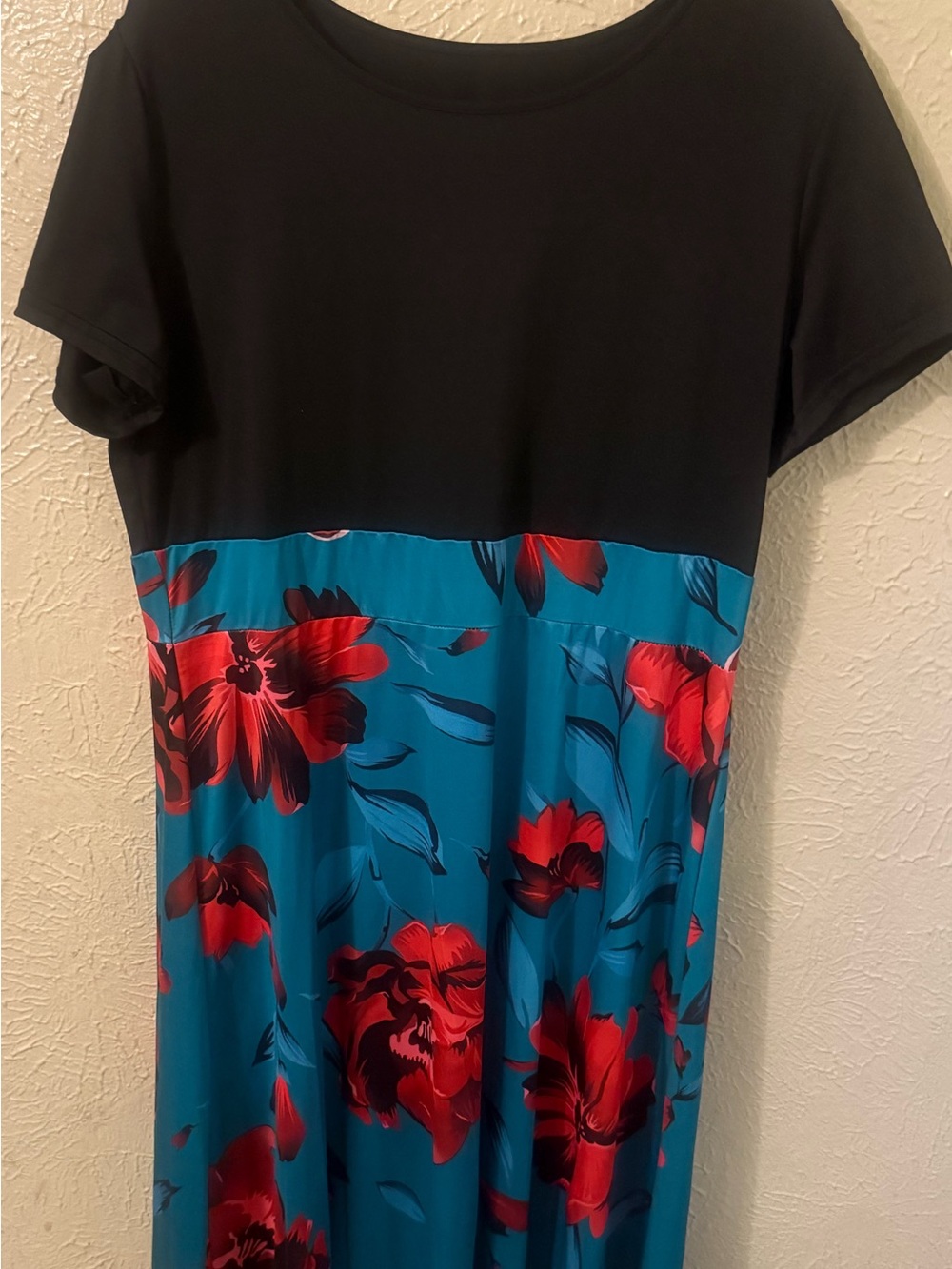 Amazon Black Top Teal Floral Maxi Dress with Red Blooms